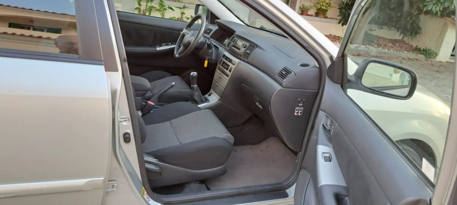 Toyota Corolla — fotografia 9