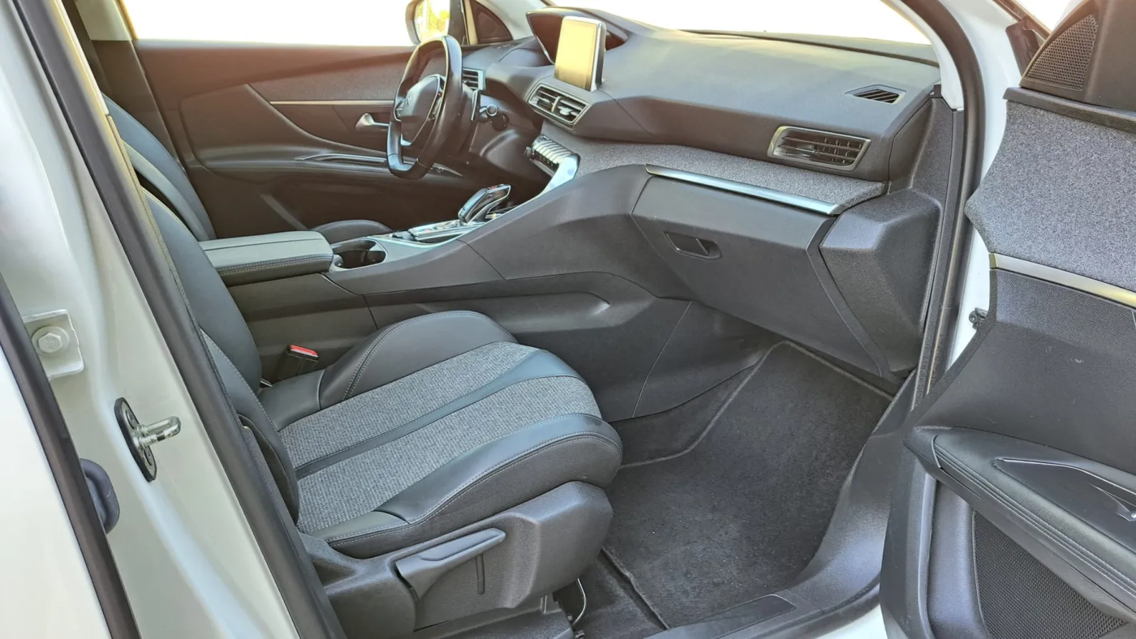Peugeot 3008 — fotografia 13