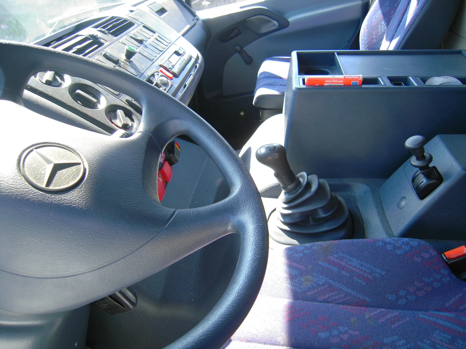 Mercedes-Benz Atego — fotografia 3