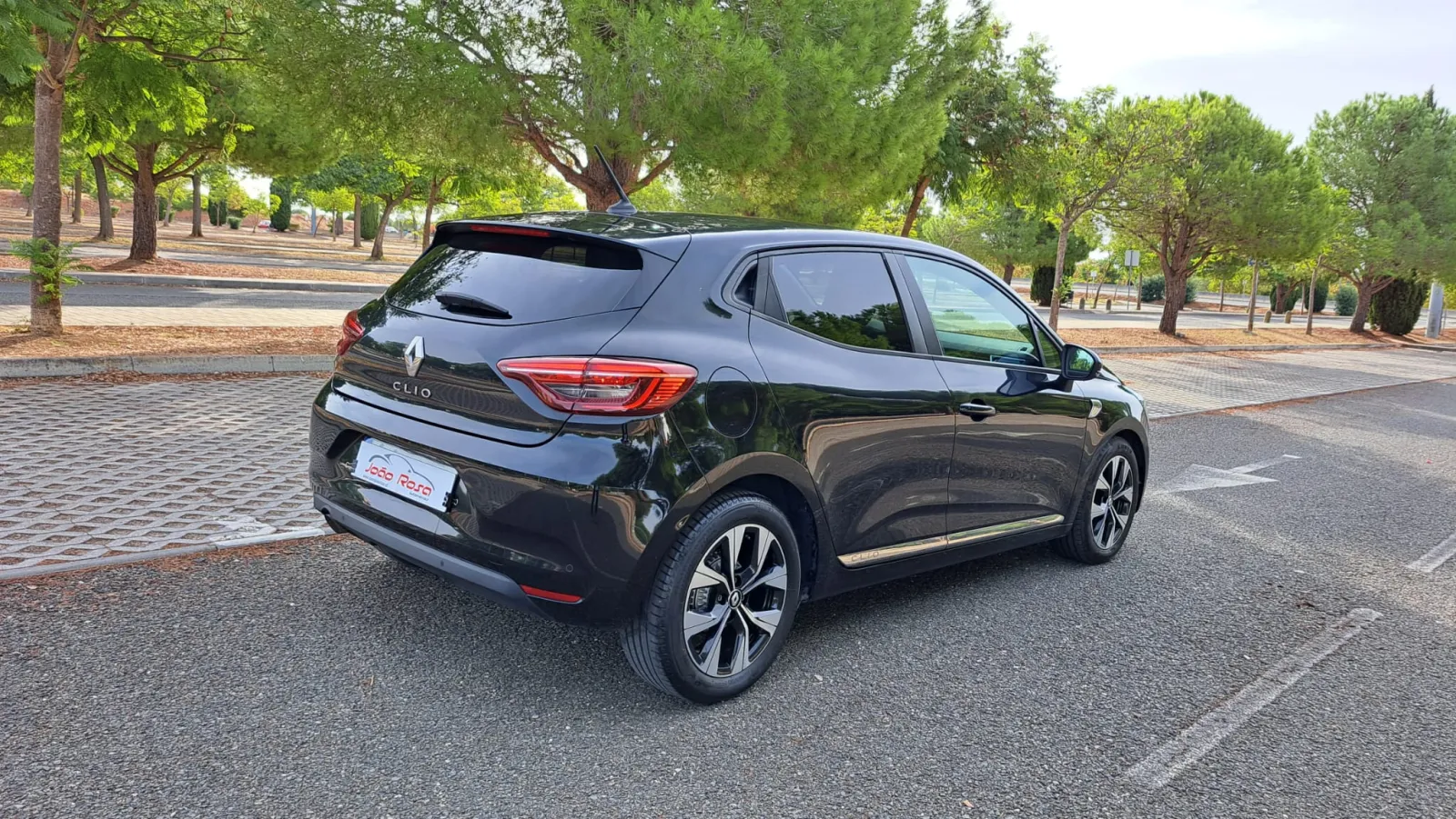 Renault Clio — fotografia 5
