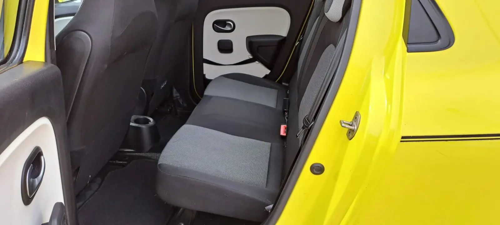 Renault Twingo — fotografia 12