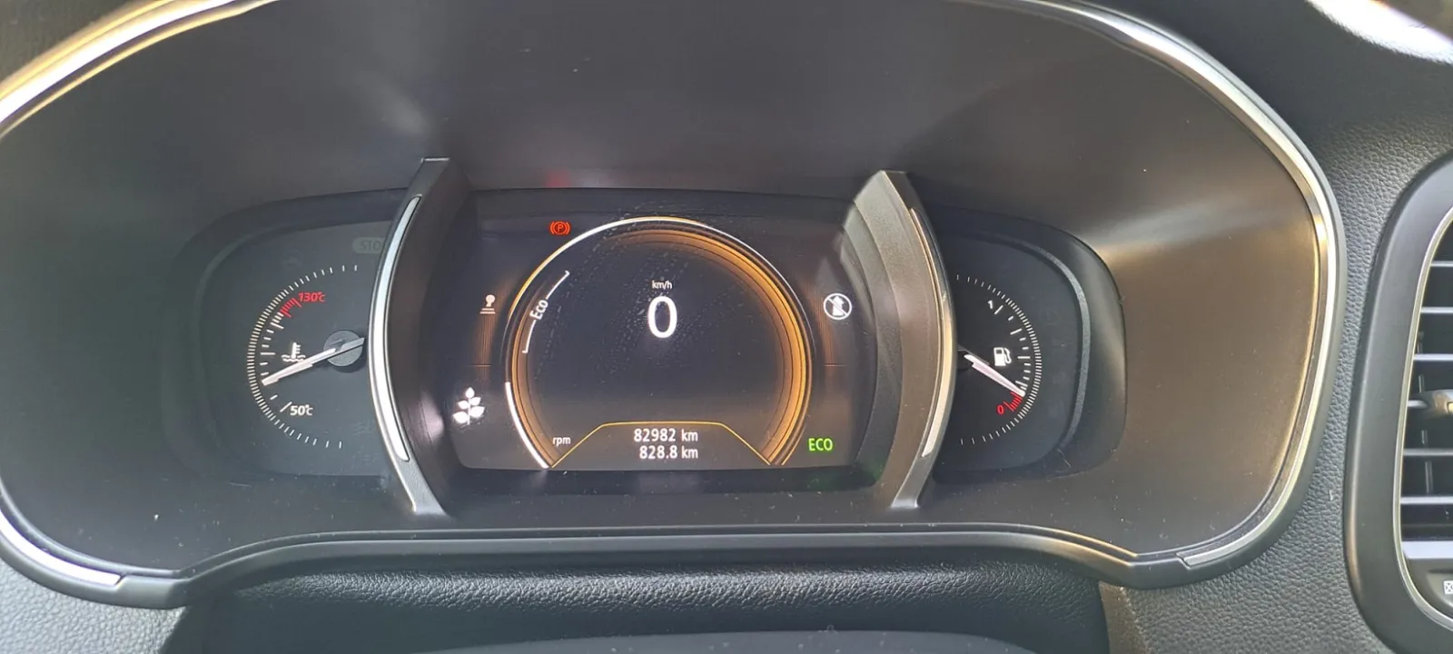 Renault Mégane sportourrer — fotografia 9