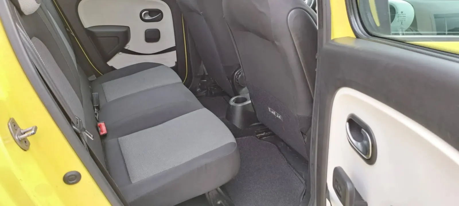 Renault Twingo — fotografia 11