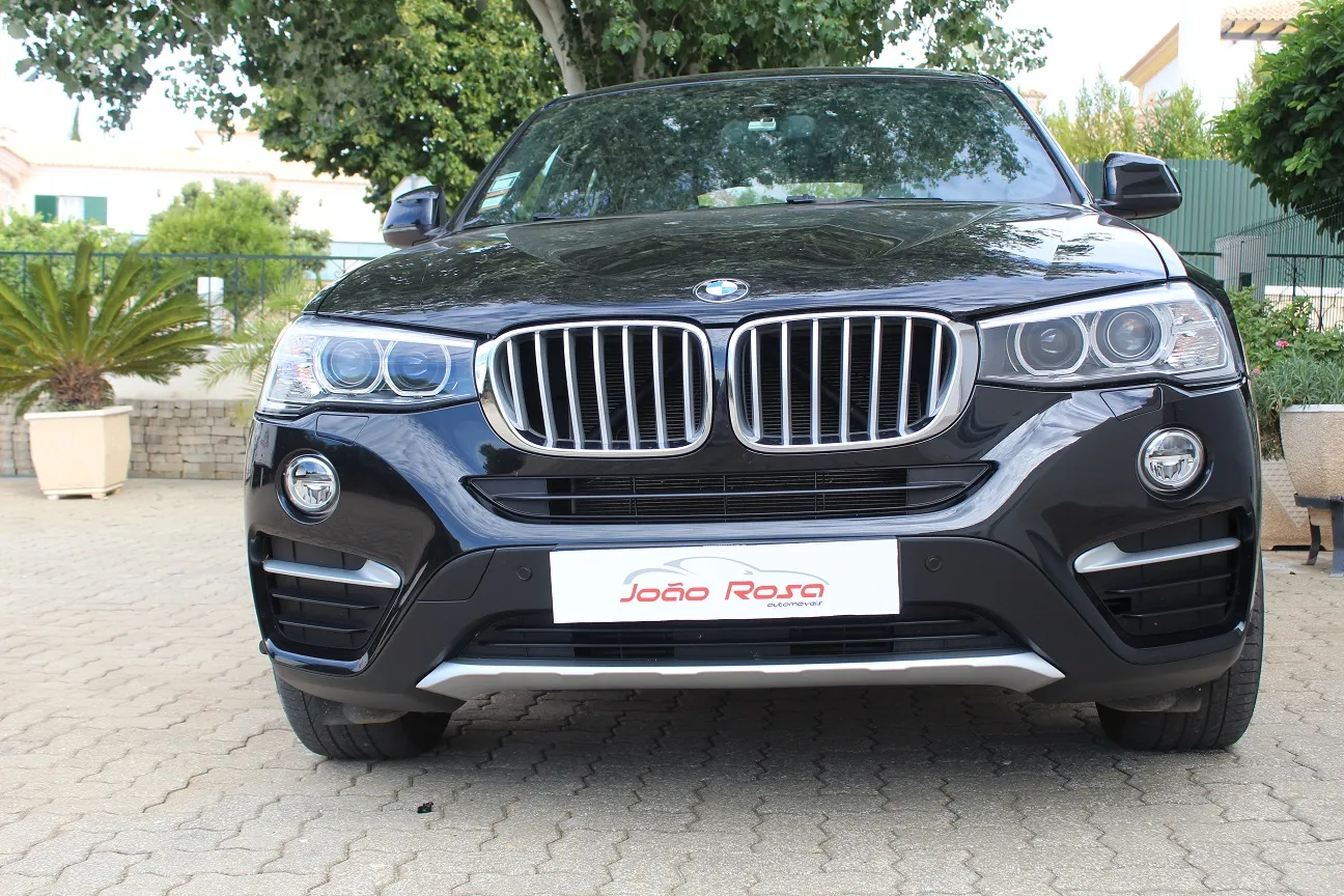 BMW X4 D XLINE — fotografia 2