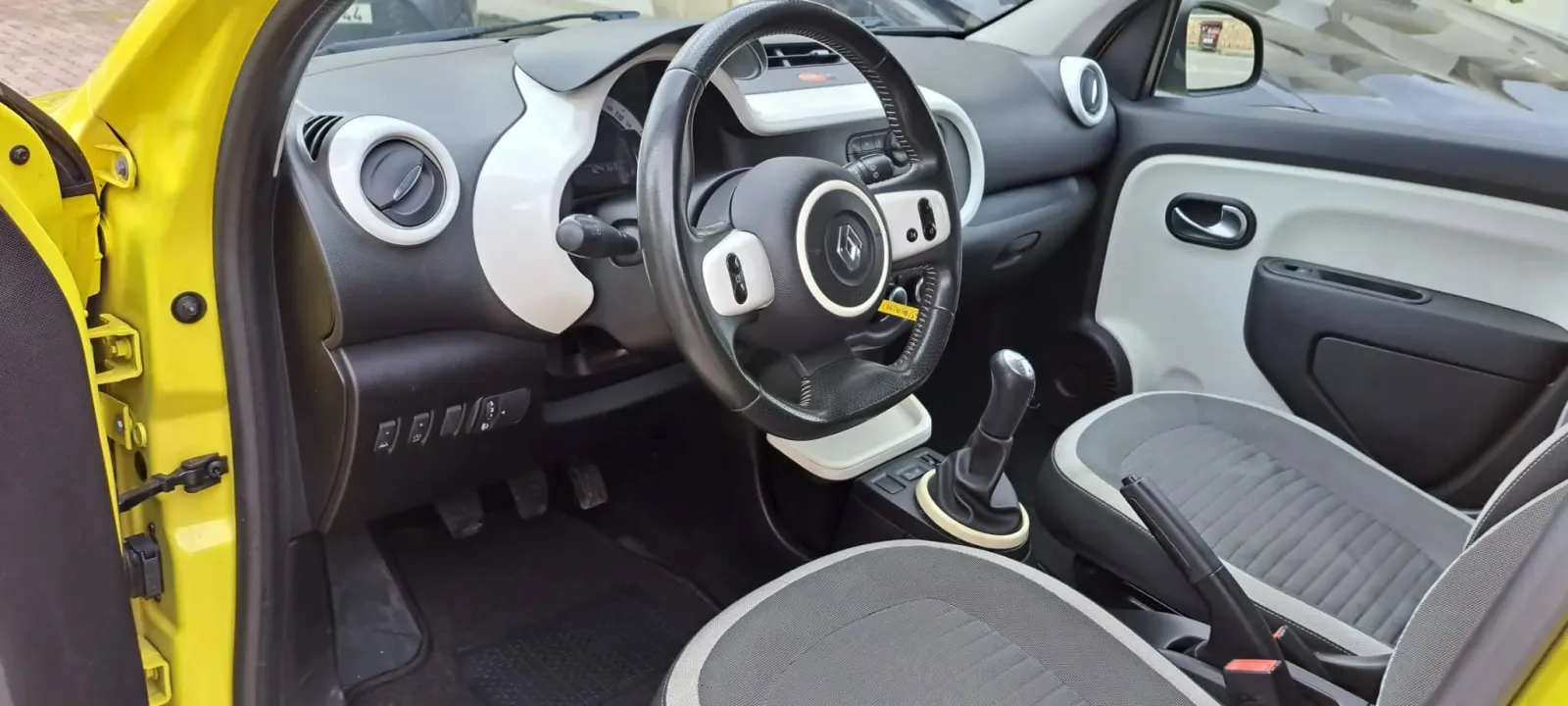 Renault Twingo — fotografia 9