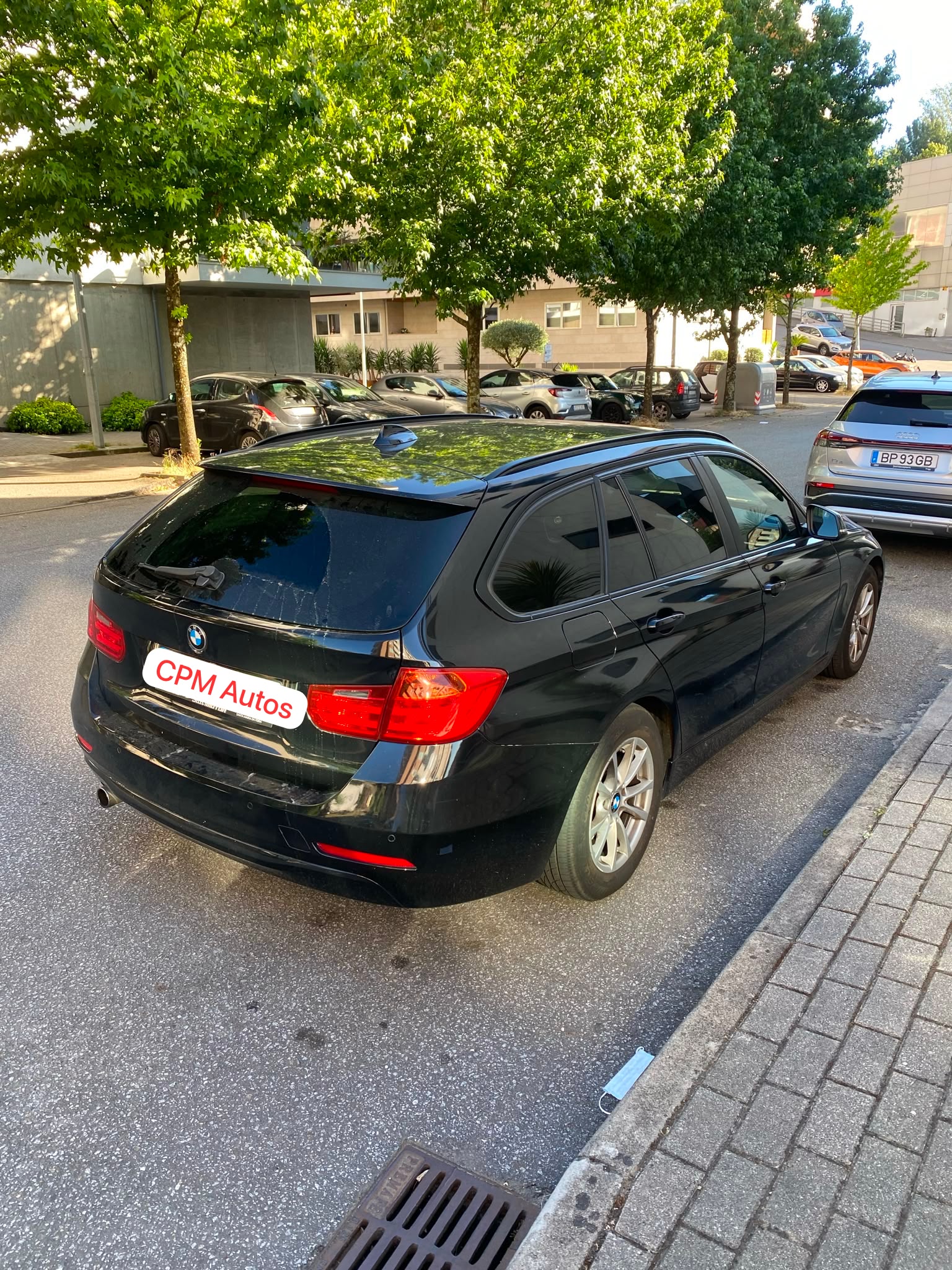 BMW 318D — fotografia 4