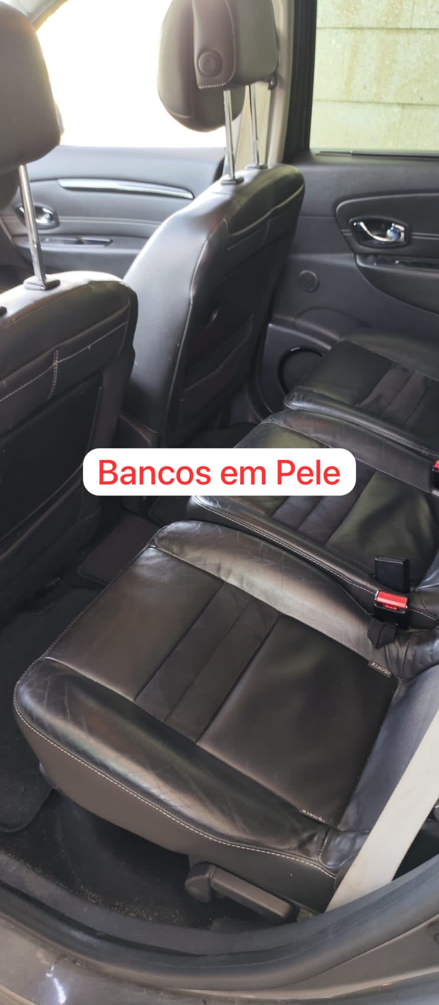 Renault Scenic 1.6 TDCI — fotografia 14