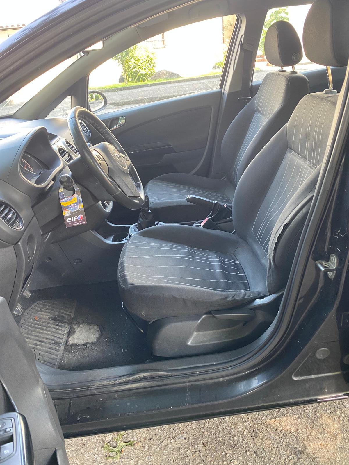 Opel Corsa — fotografia 12